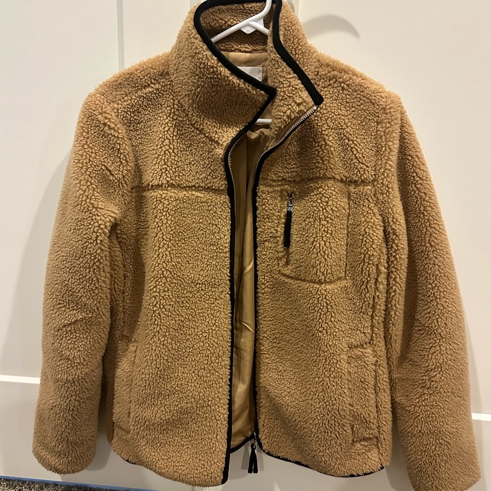 Like new LOFT Sherpa zip up jacket size small